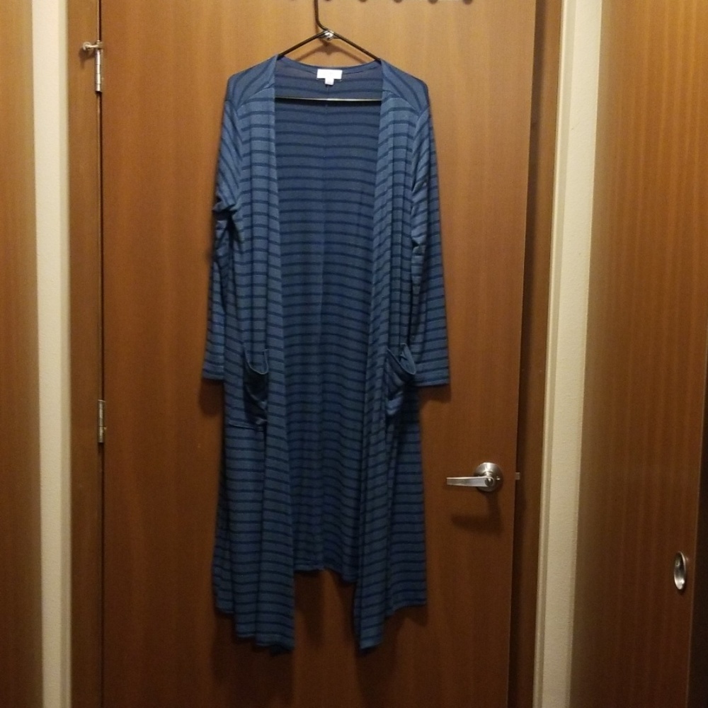 Lularoe cardigan with pockets